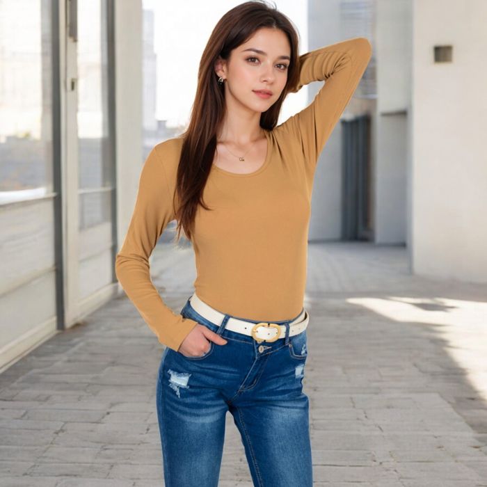 Women's Long Sleeve Scoop Neck Stretch Knit Top