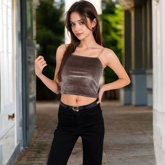 Women's Velvet Spaghetti Strap Cropped Cami Top