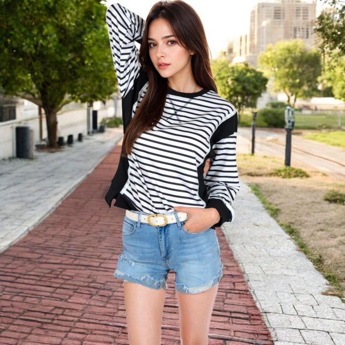 Women's Striped Crew Neck Sweatshirt with Contrast Sleeves