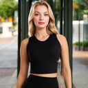 Black Large Women's Sleeveless Cropped Sports Top with Crew Neck