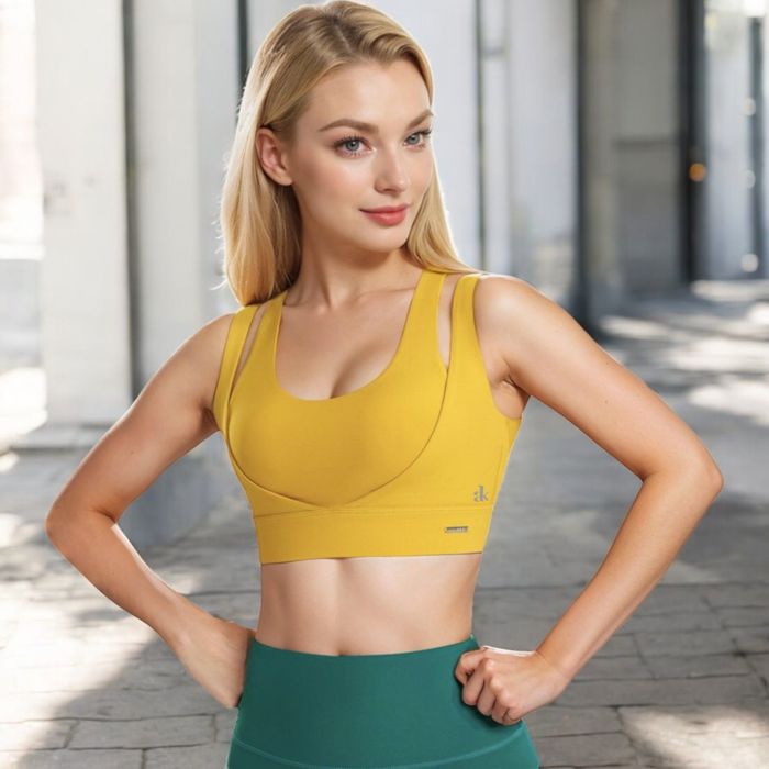 Women's Double Strap Scoop Neck Sports Bra with Wide Underband