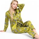 Yellow Large Women's Satin Pajama Set with Giraffe Print and Button-Down Top