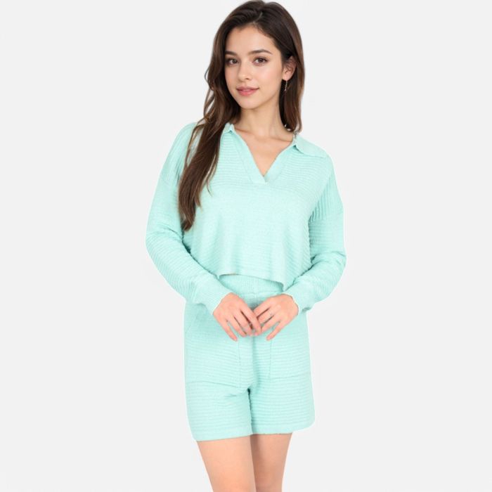 Women's-Textured-Long-Sleeve-Pullover-and-Shorts-Set-with-Collared-Neckline