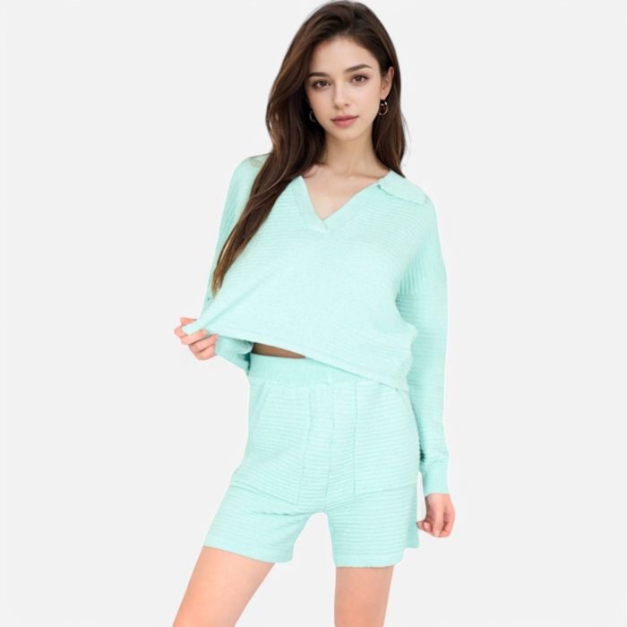 Women's-Textured-Long-Sleeve-Pullover-and-Shorts-Set-with-Collared-Neckline
