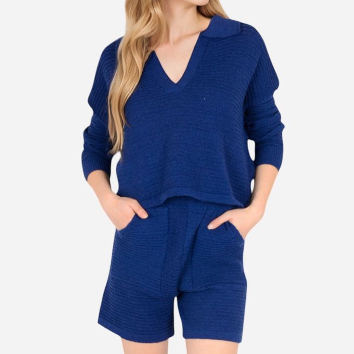 Women's-Textured-Long-Sleeve-Pullover-and-Shorts-Set-with-Collared-Neckline