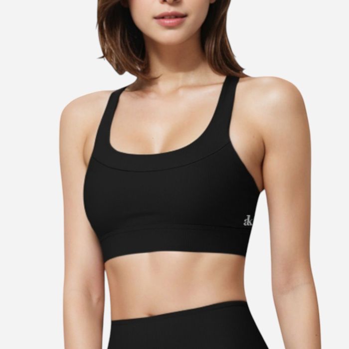 Women's Seamless Ribbed Sports Bra with Scoop Neck and Wide Straps