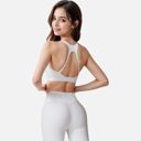 White Small Women's Seamless Ribbed Sports Bra with Scoop Neck and Wide Straps