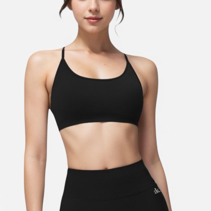 Women's Seamless Sports Bra with Scoop Neck and Thin Fixed Straps