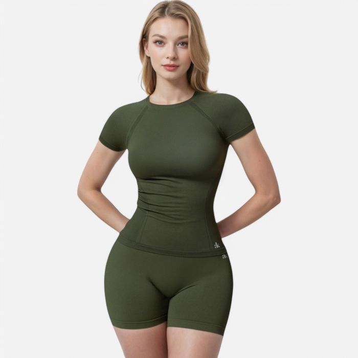 Women's Short Sleeve Seamless Fitted Tee with Crew Neck and Stretch Fabric