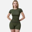 Green Small Women's Short Sleeve Seamless Fitted Tee with Crew Neck and Stretch Fabric