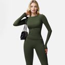 Green Large Women's Long Sleeve Fitted Crew Neck Top with Thumbhole Cuffs and Seam Detailing
