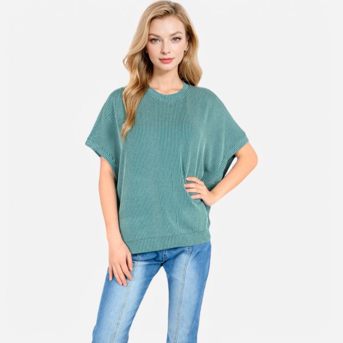 Women's Oversized Knit Pullover Top with Side Slits and Ribbed Texture