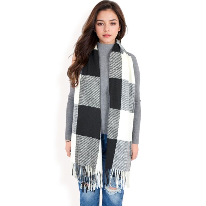 Women's Oversized Plaid Blanket Scarf with Fringe Trim and Soft Textured Fabric