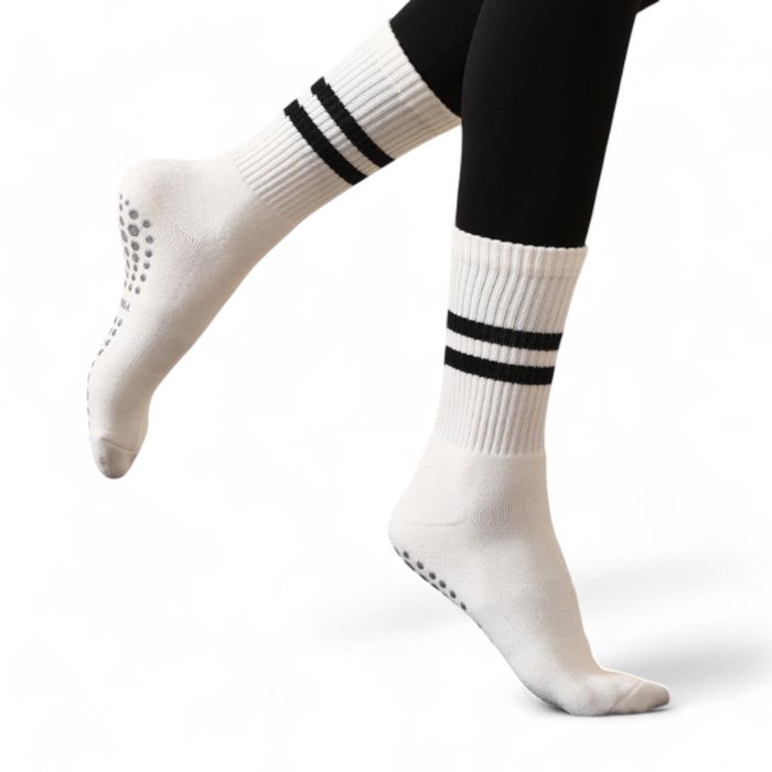 Women's 3-Pack Non-Slip Athletic Crew Socks with Striped Detail and Cushioned Support