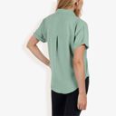 Green Medium Women's Short Sleeve Button Down Shirt With Front Pocket And Notched Collar