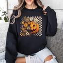 Large Vintage Halloween Pumpkin Sweater Black Sweatshirt Jack-o-lantern Fall Shirt