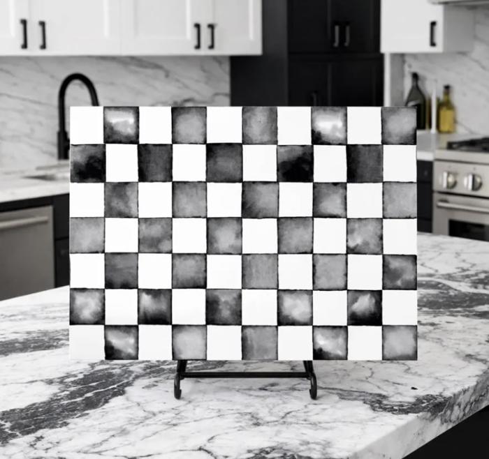 Black and White 15" x 11" Tempered Glass Kitchen Cutting Board