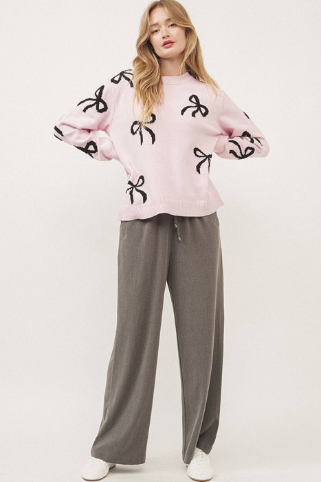 The Chloe | Bow Print Long Sleeve Loose Fit Sweater