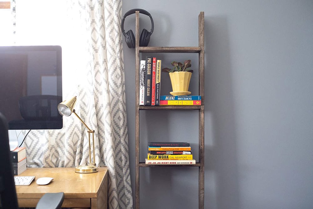 Rustic Farmhouse Reclaimed Wood Decorative Bookcase/Blankets Picket Ladder