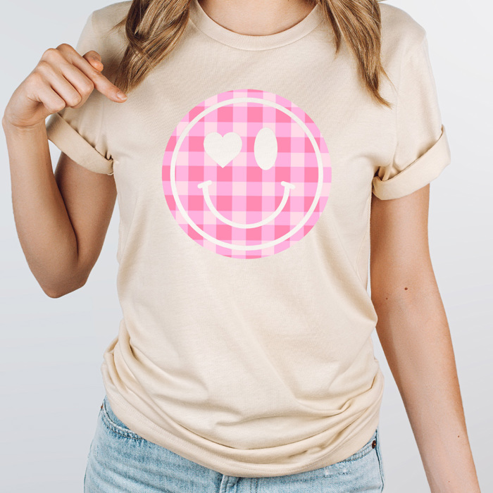 Pink Gingham Smiley Face Graphic Tee, Heart Eyes Shirt 