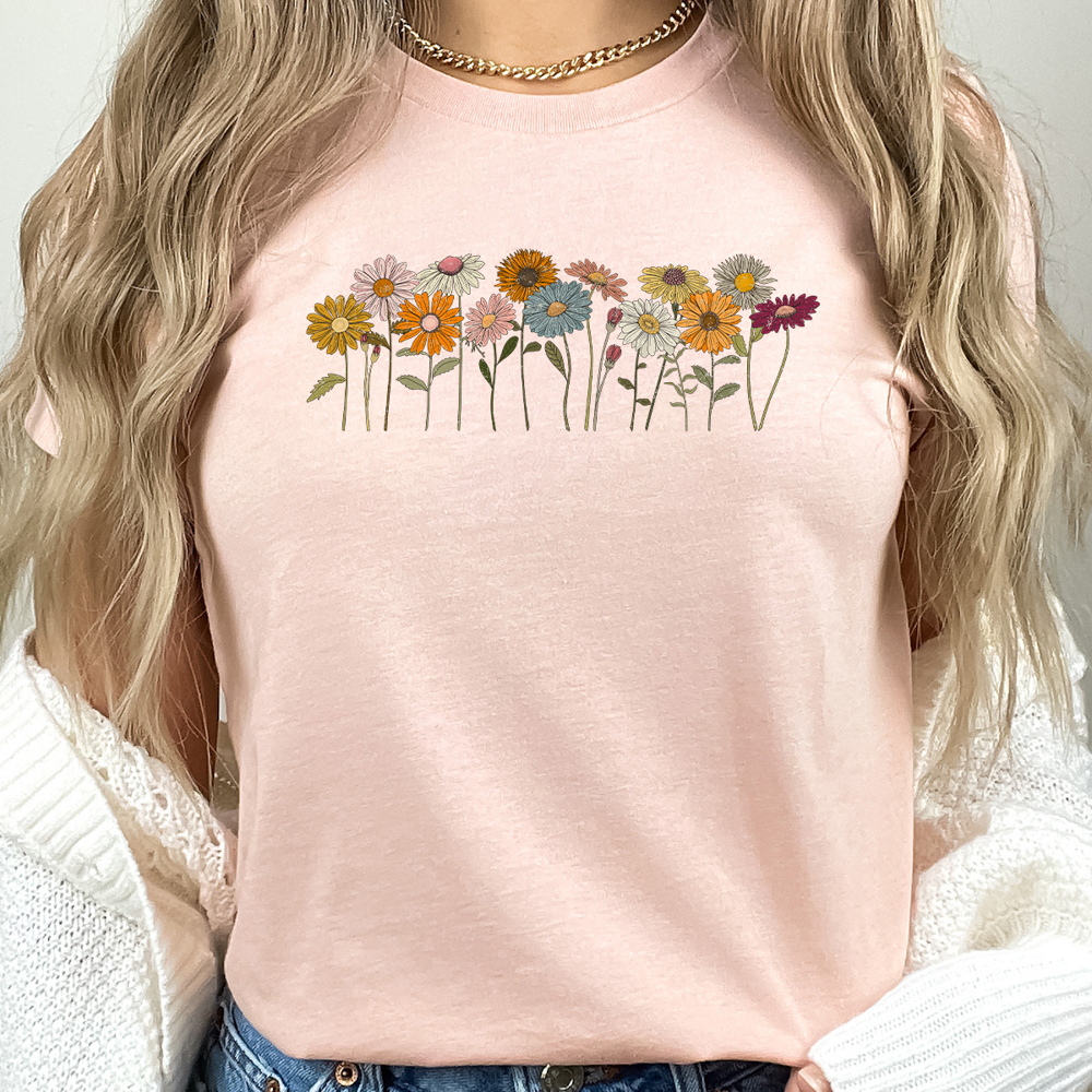 Vintage Daisy Soft Graphic Tee, Whimsical Flower Patch Shirt, Floral Tee