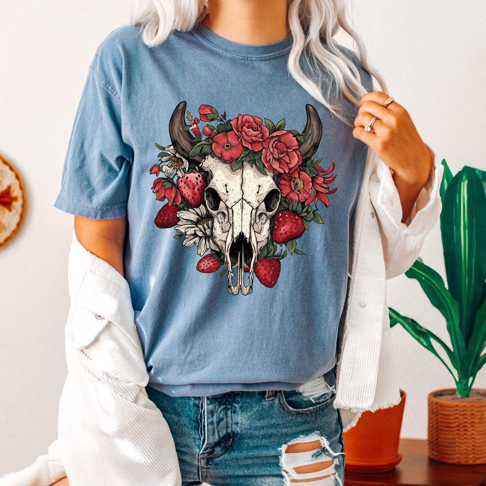 Western Strawberry Skull Comfort Colors Tee, Strawberry Graphic Tee, Cowgirl Shirt 