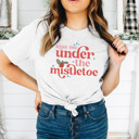 Large Ash Gray Kiss Me Under The Mistletoe Graphic Tee, Christmas Kiss Shirt