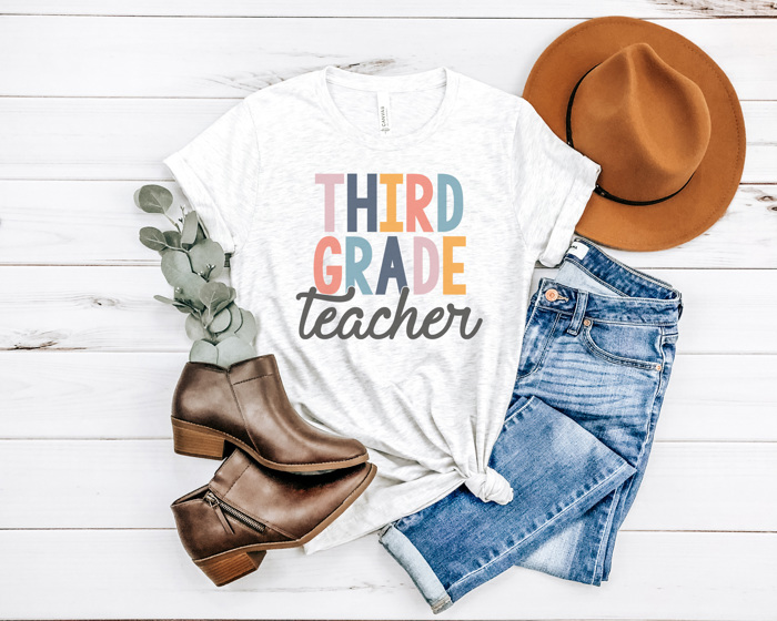 Modern Teacher Graphic Tee, Cute Teacher Shirt, Teacher Grade Shirt, Back to School Shirt, Teacher Appreciation Gift, Hello Teacher Shirt