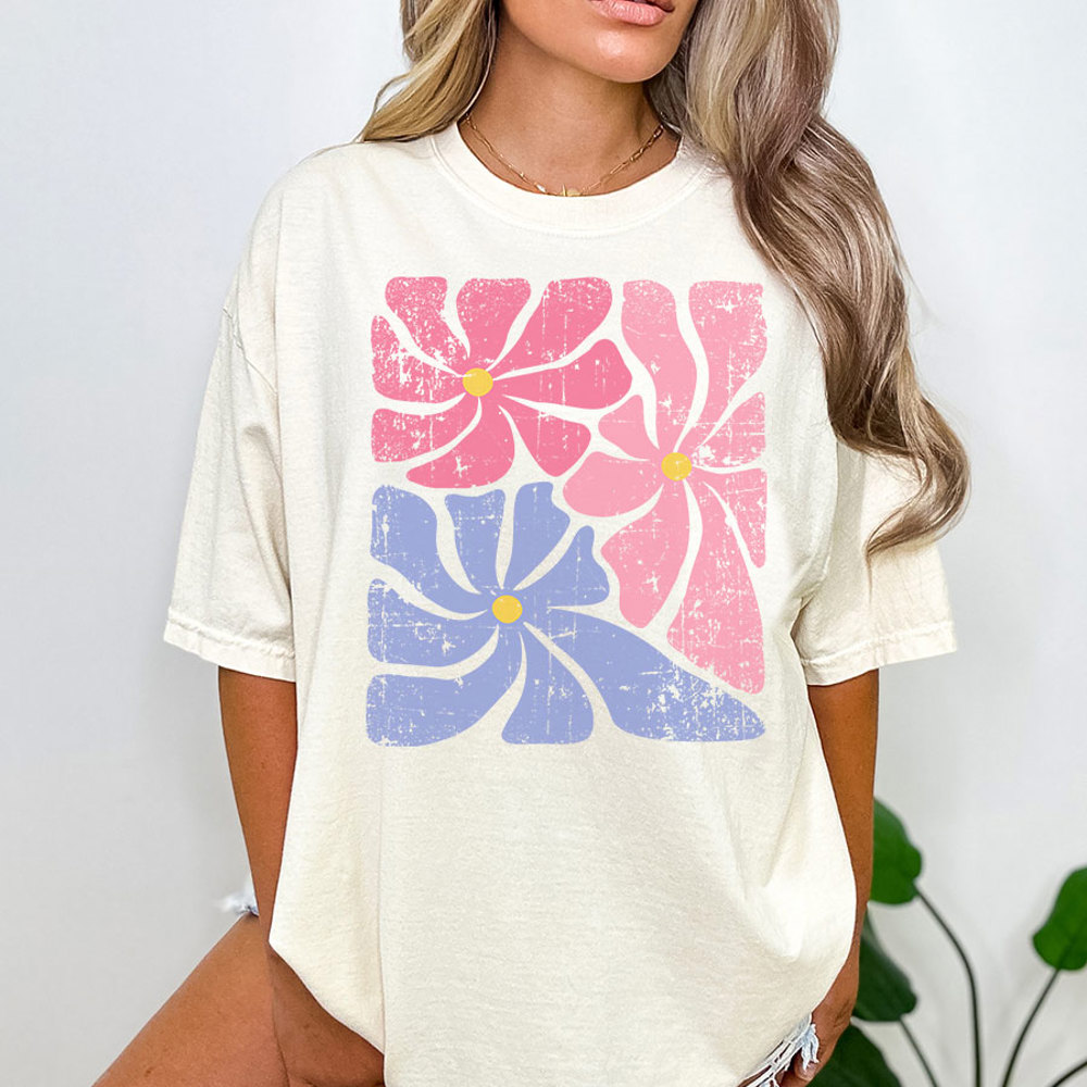 Pink Grunge Flower Boho Every Day Graphic Tee