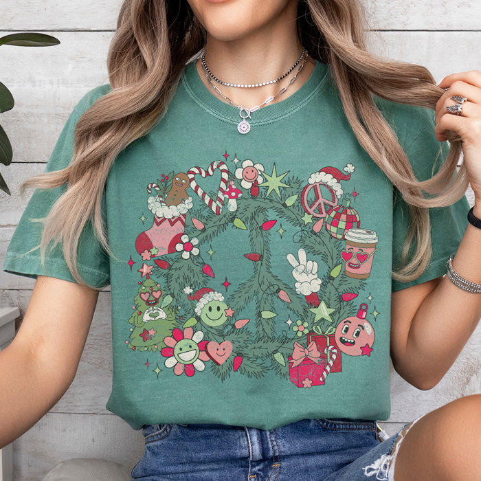 Christmas Retro Peace Graphic Tee, Cute Christmas Shirt, Holiday Graphic Tee