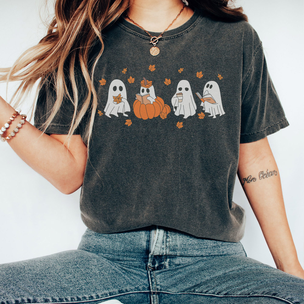 Fall Ghost Tee, Reading Ghost Graphic Tee, Pumpkin Tee, Pumpkin Spice, Comfort Colors