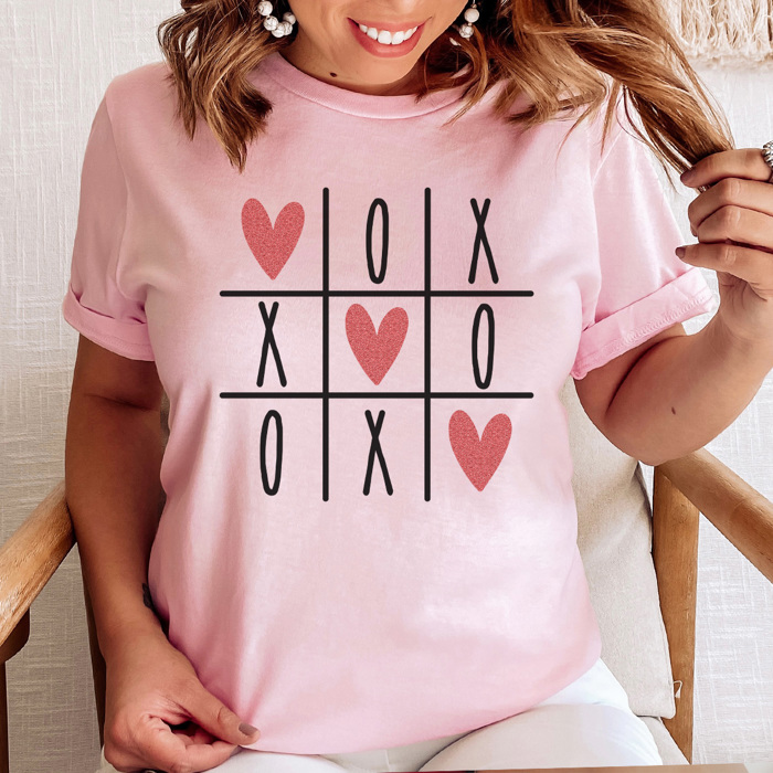 XOXO Tic Tac Toe Graphic Tee, Valentine Graphic Tee, XOXO Shirt, Cute Valentine's Day Tee, Glitter Heart Tee