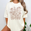 XL Ivory Retro Wildflower Graphic Tee, Flower Graphic Tee, Cute Flower Shirt, Summer Tee, Boho Shirt