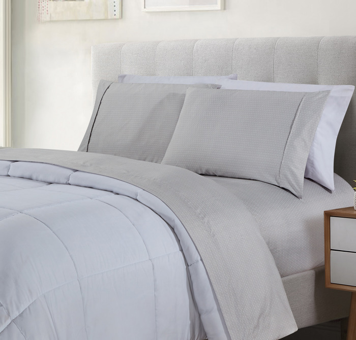 Bibb Home Egyptian Luxury 1800 Count Printed 4 Piece Sheet Set