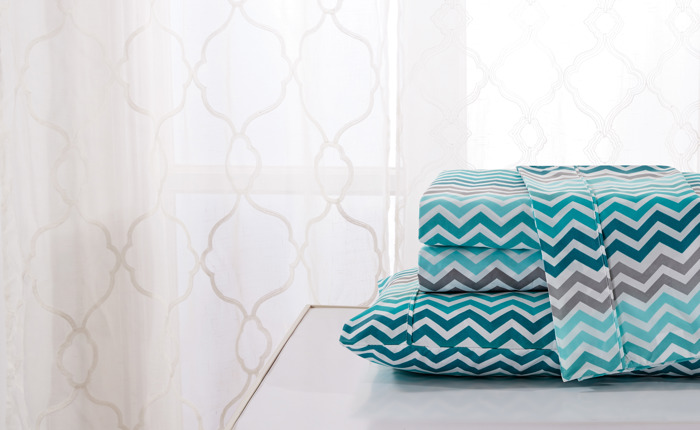 Bibb Home Egyptian Luxury 1800 Count Printed 4 Piece Sheet Set