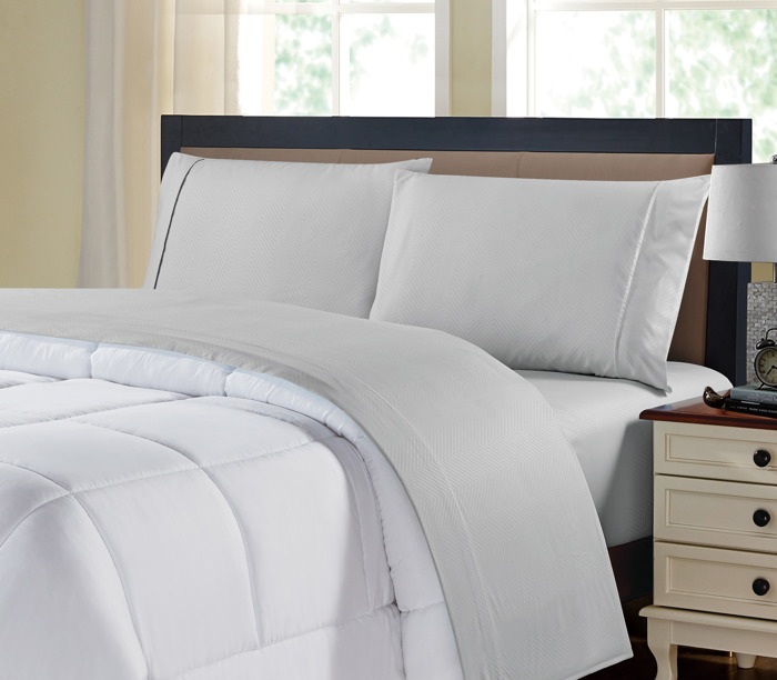 Kathy Ireland Chevron Embossed Microfiber 4 Piece Sheet Set