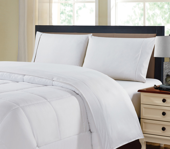 Kathy Ireland Chevron Embossed Microfiber 4 Piece Sheet Set
