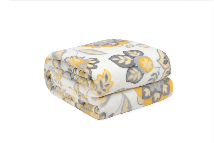 Kathy ireland Holiday Print Plush Flannel Throw Blanket