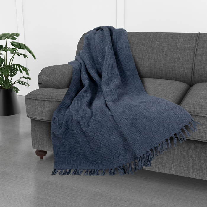 Kathy Ireland Oversized Chenille Polyester Fringed Basket Throw 50? X 70?