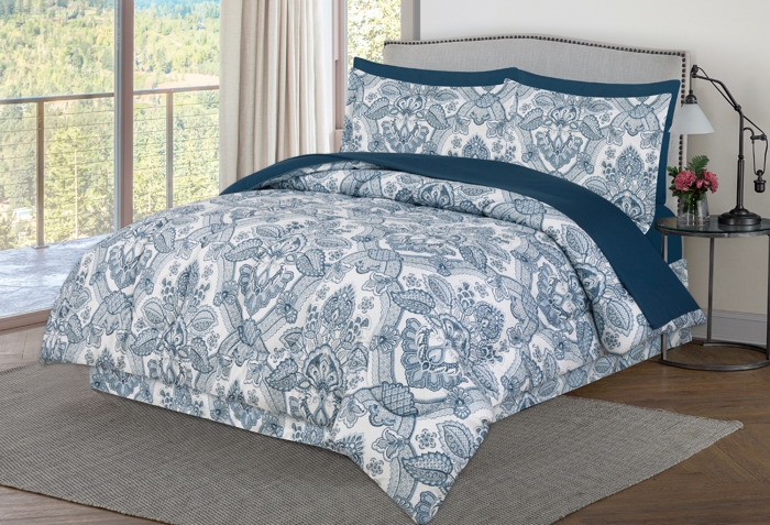 Dan River 8 Piece Reversible Bed in a bag comforter set