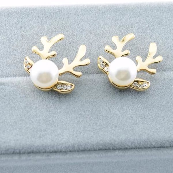 Reindeer Pearl Earrings 