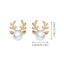  Reindeer Pearl Earrings 