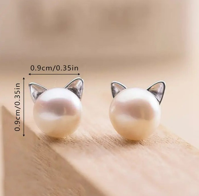 Pearl Kitty Cat Earrings