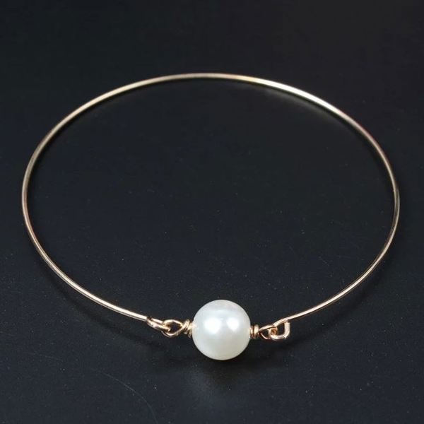 Simple Single Pearl Bangel 