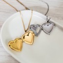 Gold heart Locket Gold heart Locket Heart Locket Necklace - Personalized with a name of choice - Perfect for gifting or for yourself