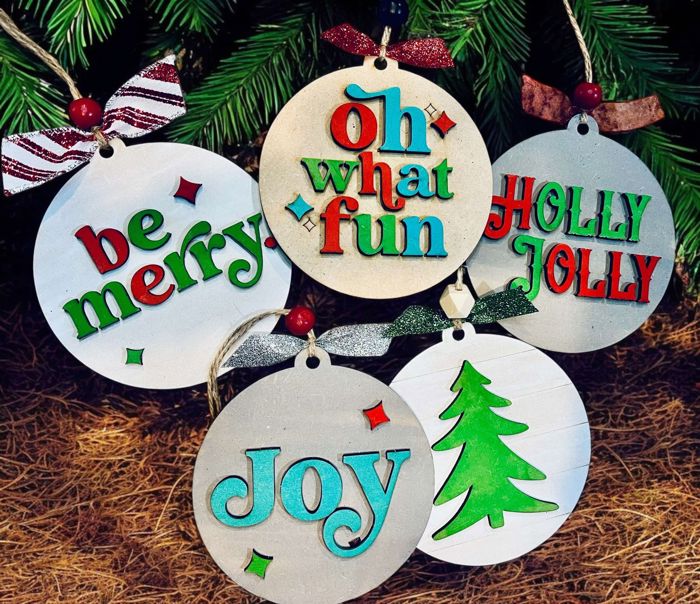 DIY Retro Ornaments - 5 Ornaments ready to paint - Perfect for family or friends - Everything included for a fun night of crafting!