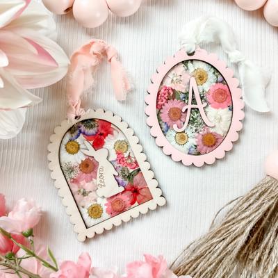 Easter tag with real dried flowers