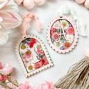  Easter tag with real dried flowers