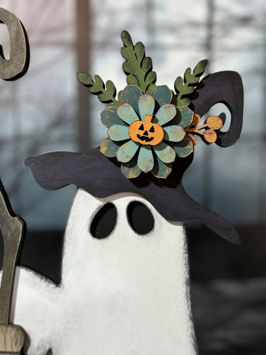 Cute Ghost - Halloween Decoration - Makes a fun decoration or gift