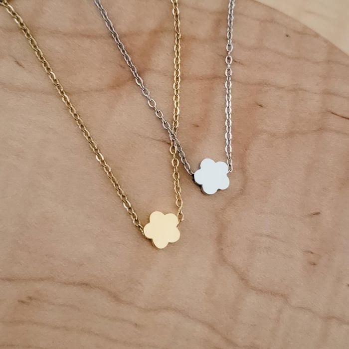 Flower Necklace - Danty - Small and elegant necklace- Perfect for any age - Personalized - Choose gold or silver